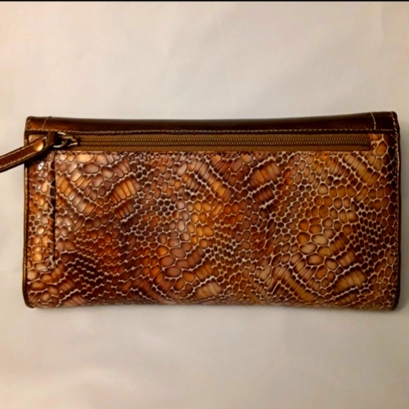 Brahmin Soft Checkbook Patent Python Wallet NEW - Picture 2 of 8